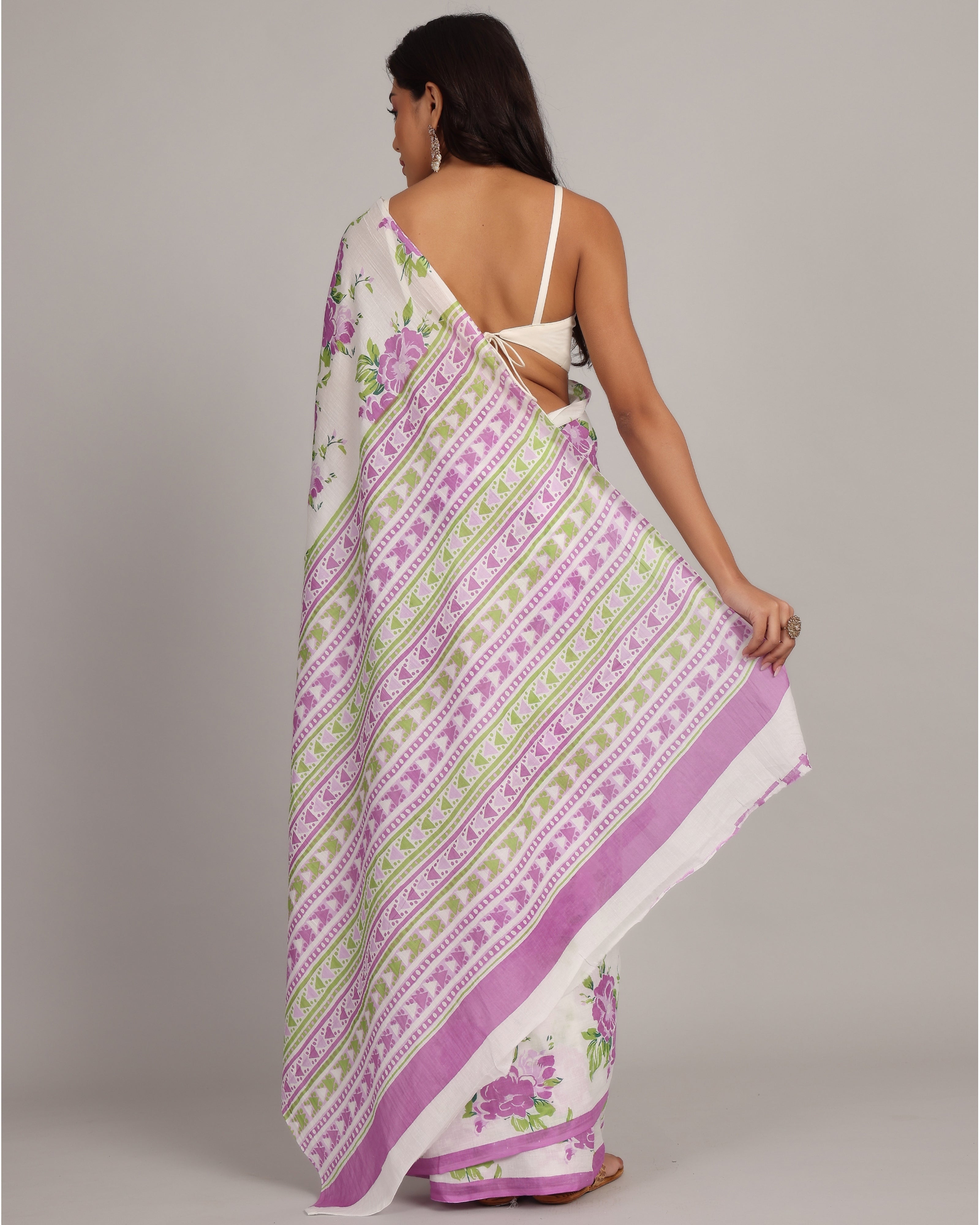 White Floral Cotton Mulmul Saree