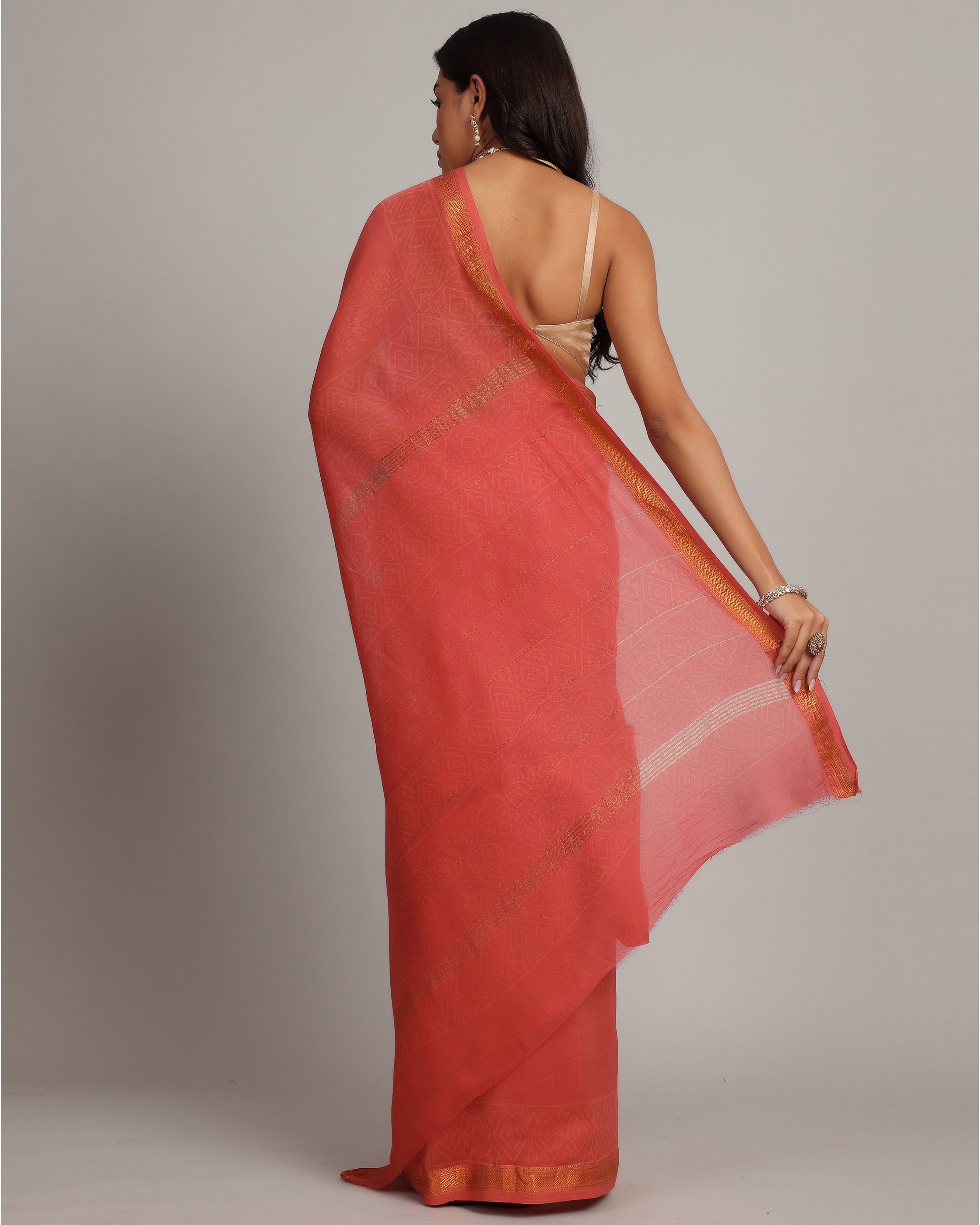 Raspberry Red Maheshwari Saree