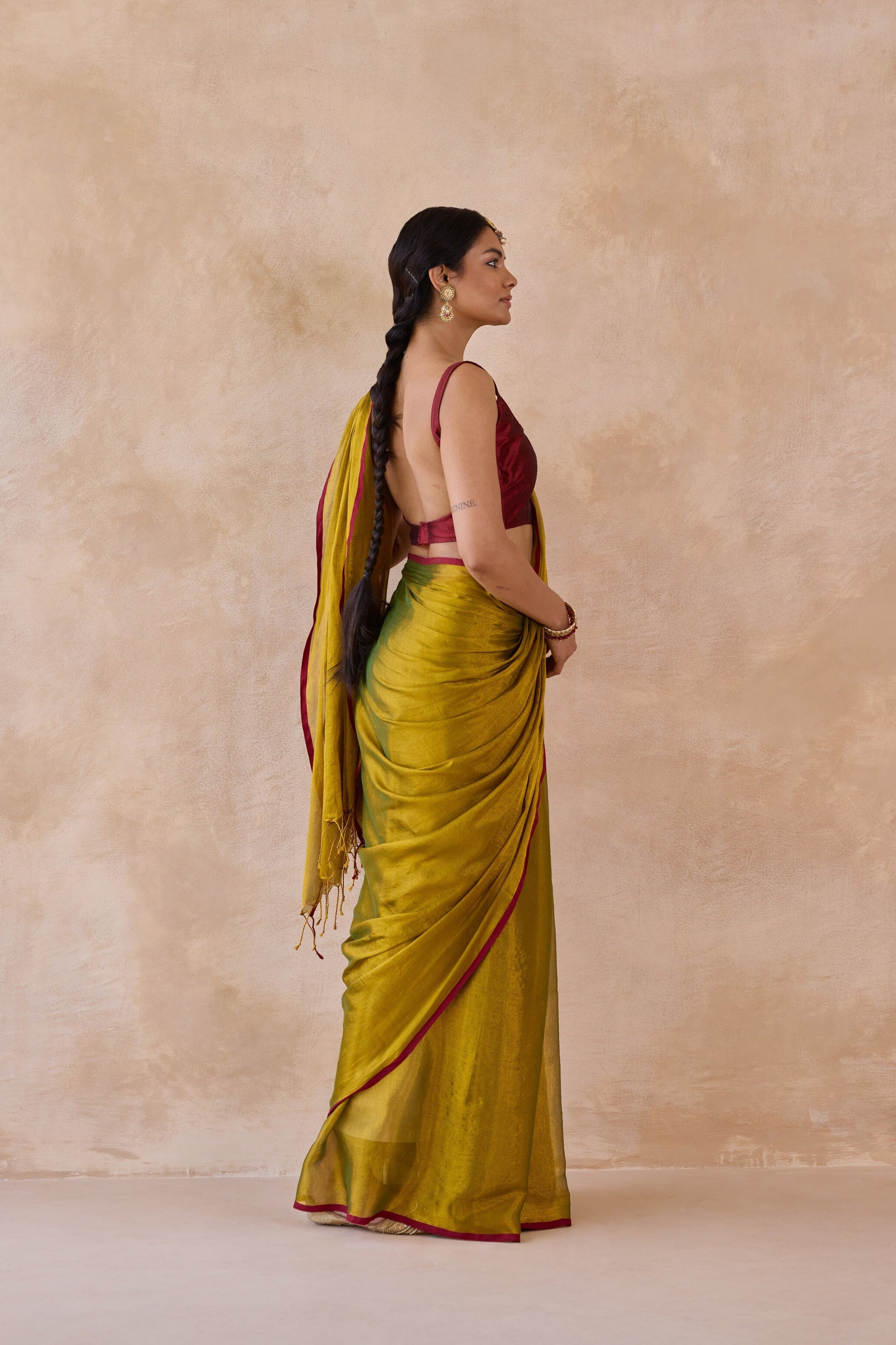 Mehndi Gold Tissue Handwoven Saree