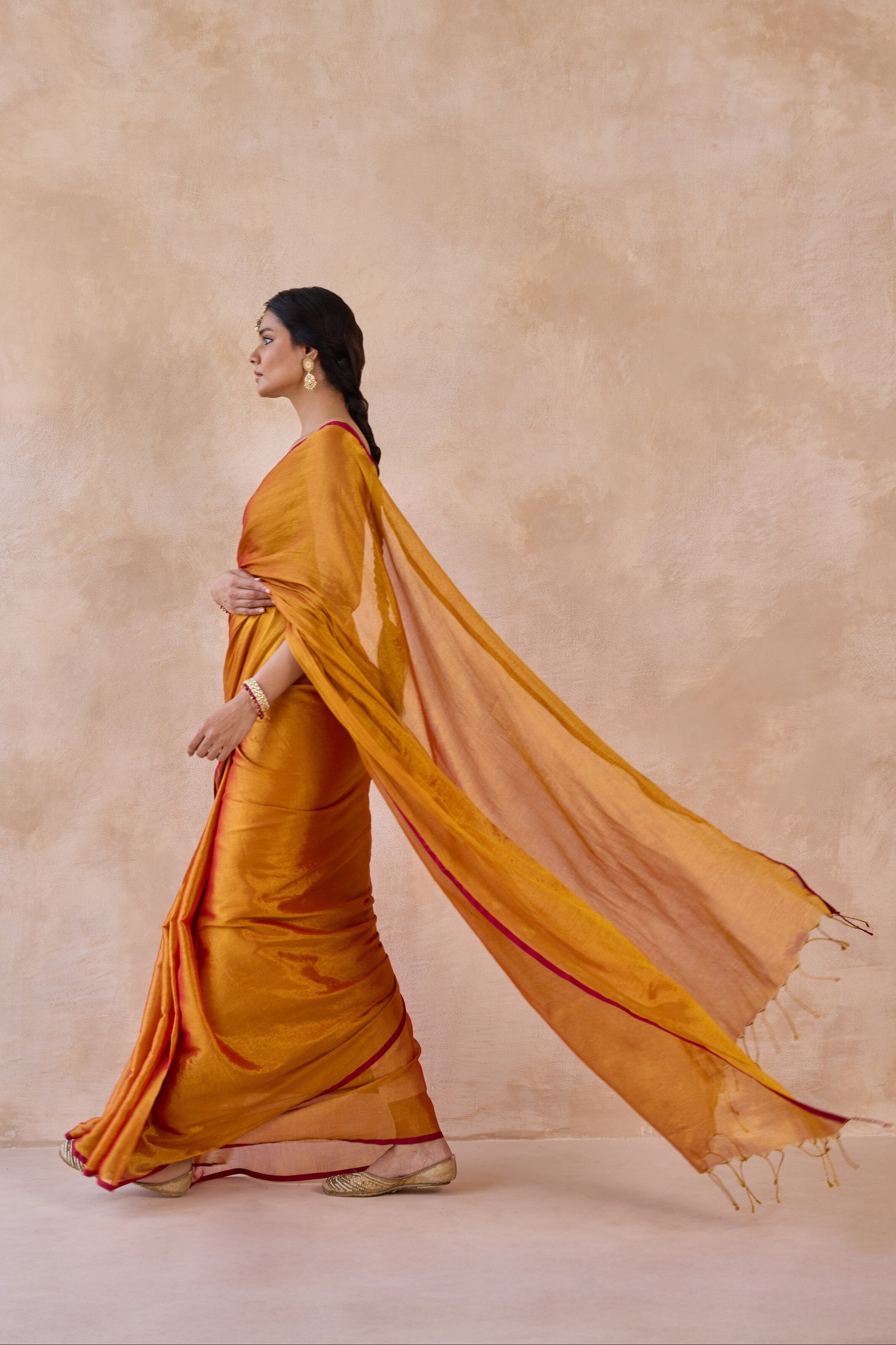 Sunehri Orange Tissue Handwoven Saree