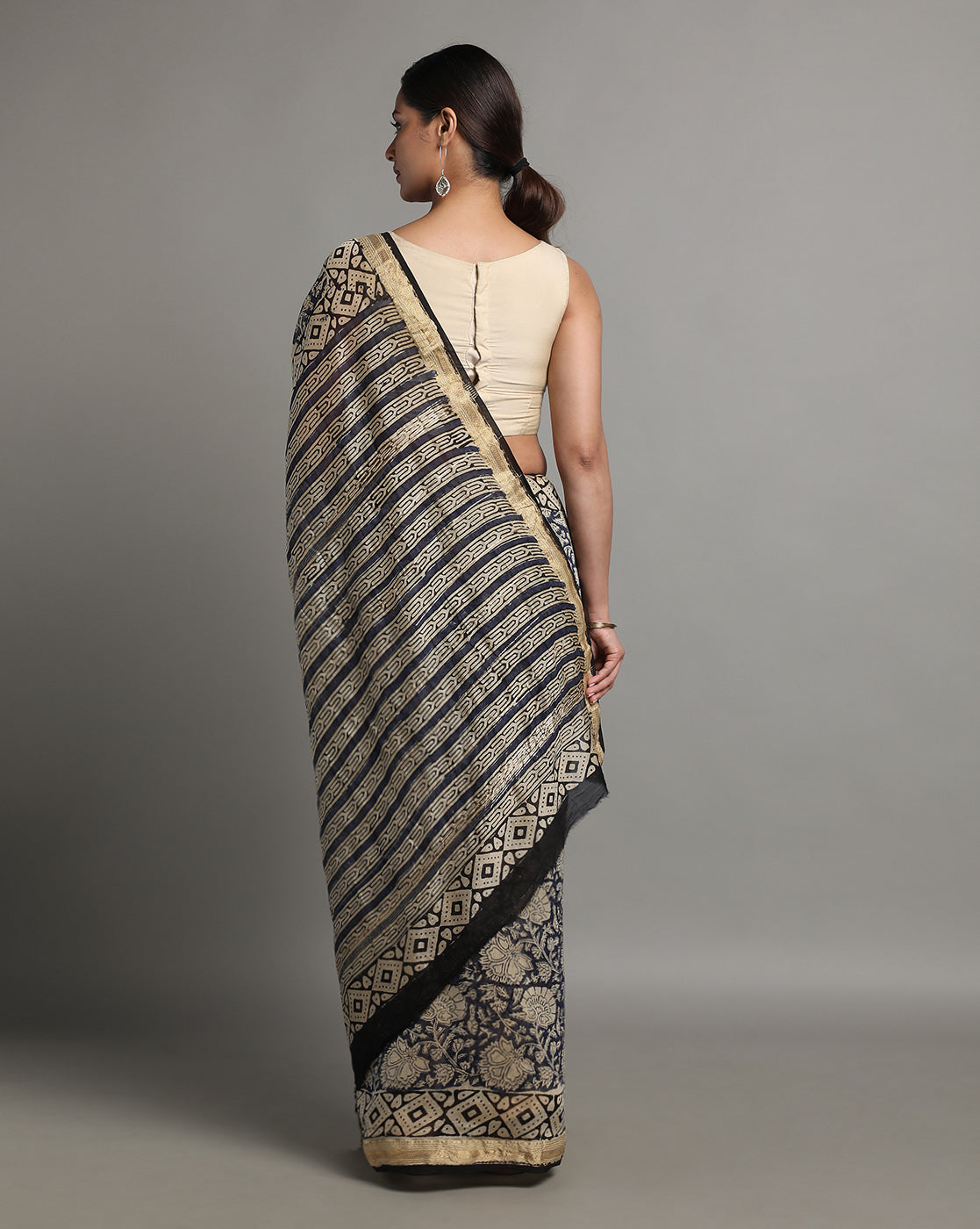 Midnight Blue Floral Maheshwari Saree