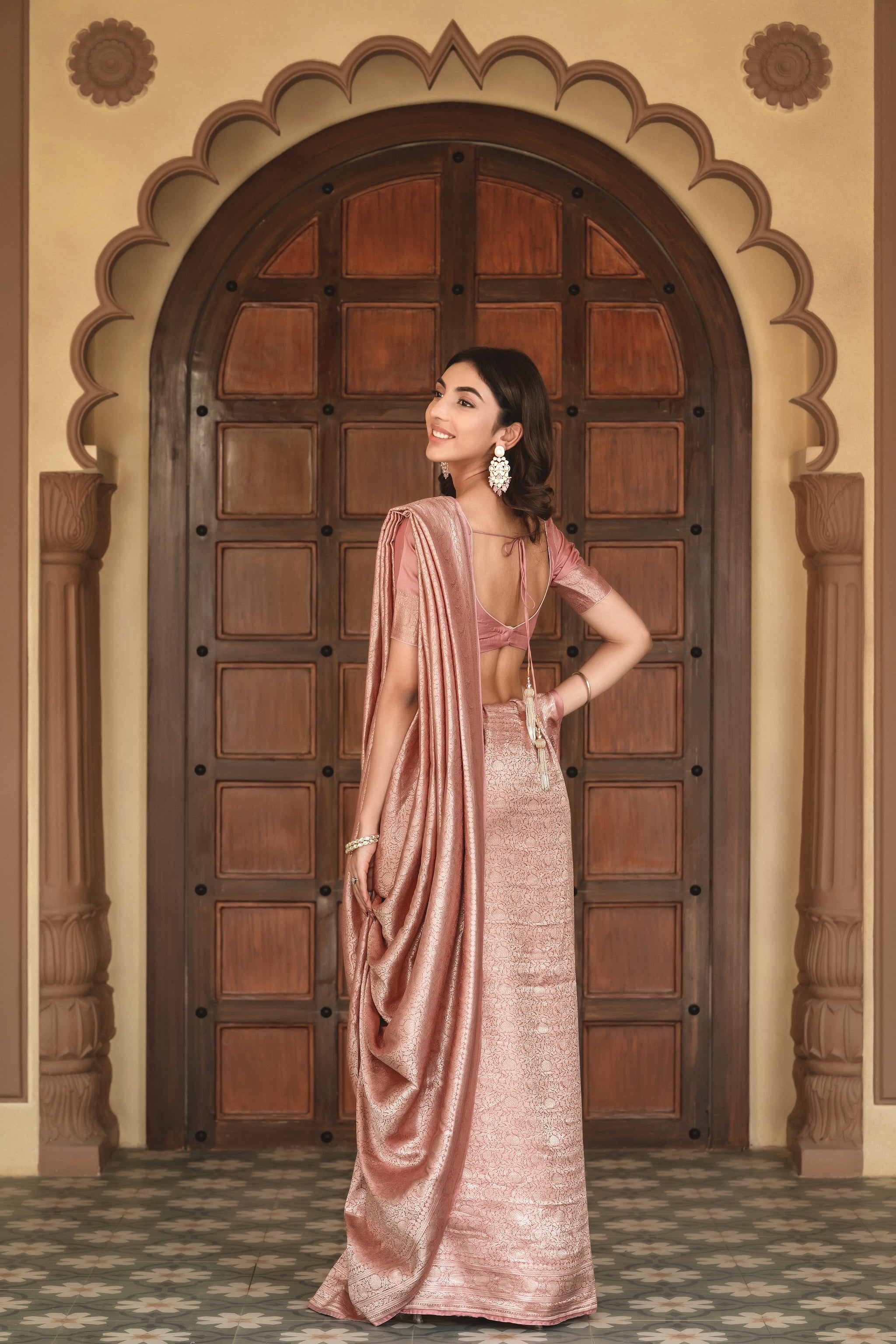 Onion Pink Banarasi Silk Handwoven Saree