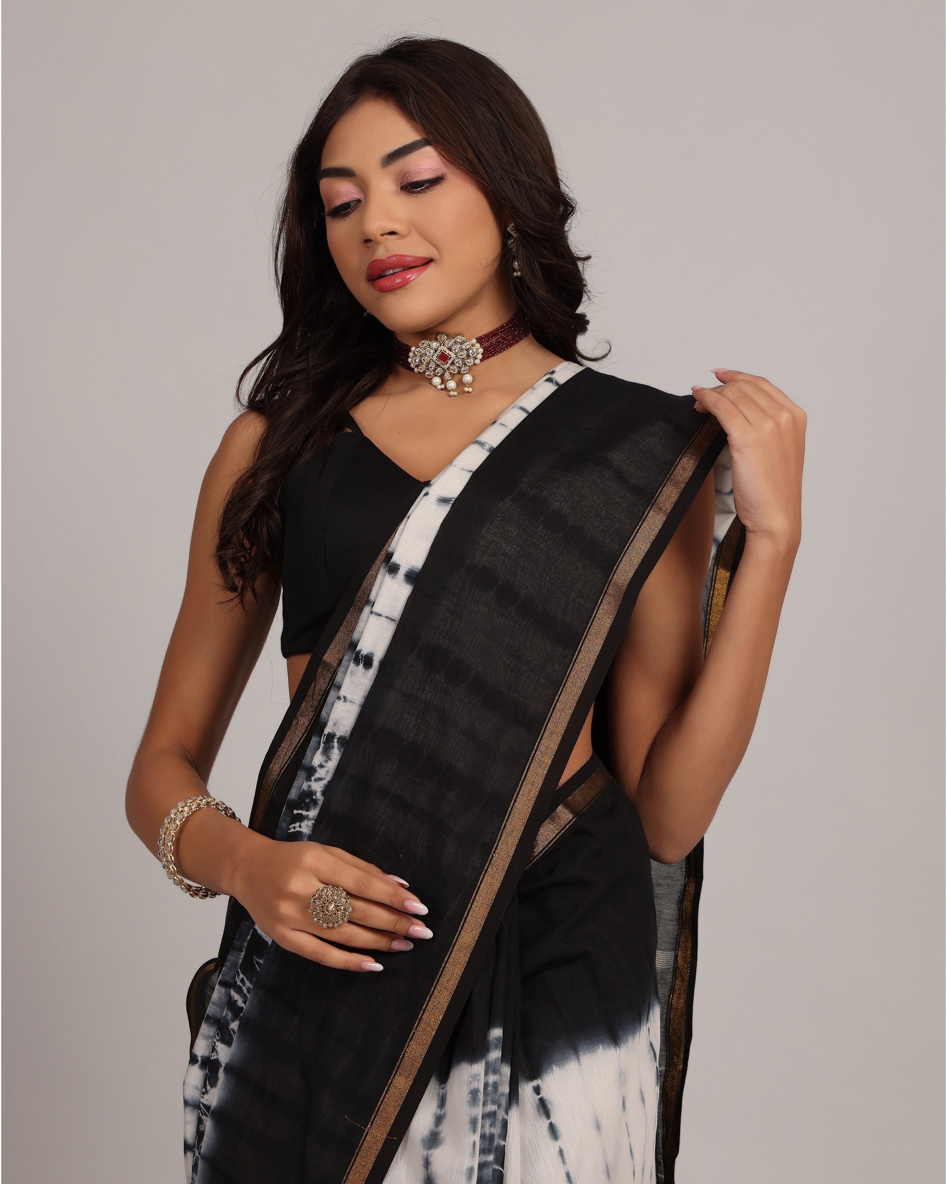 Black-White Chanderi Tie & Dye Saree